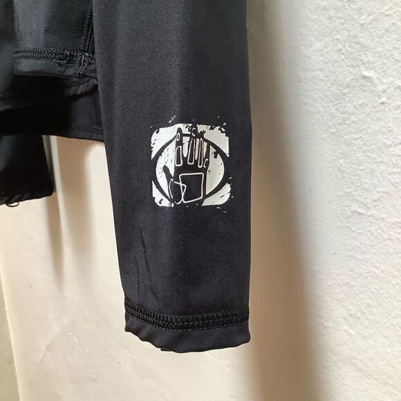 BODY GLOVE RASH GUARD - Picture 2 of 10